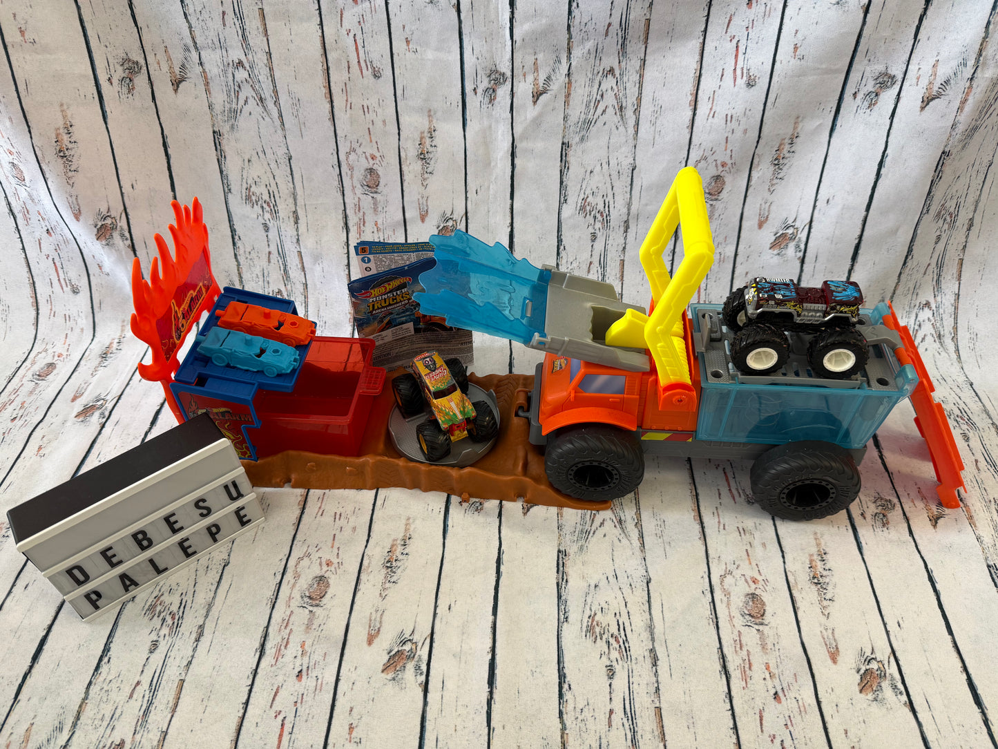 Hot Wheels nuotykių trasa 🔥🚛