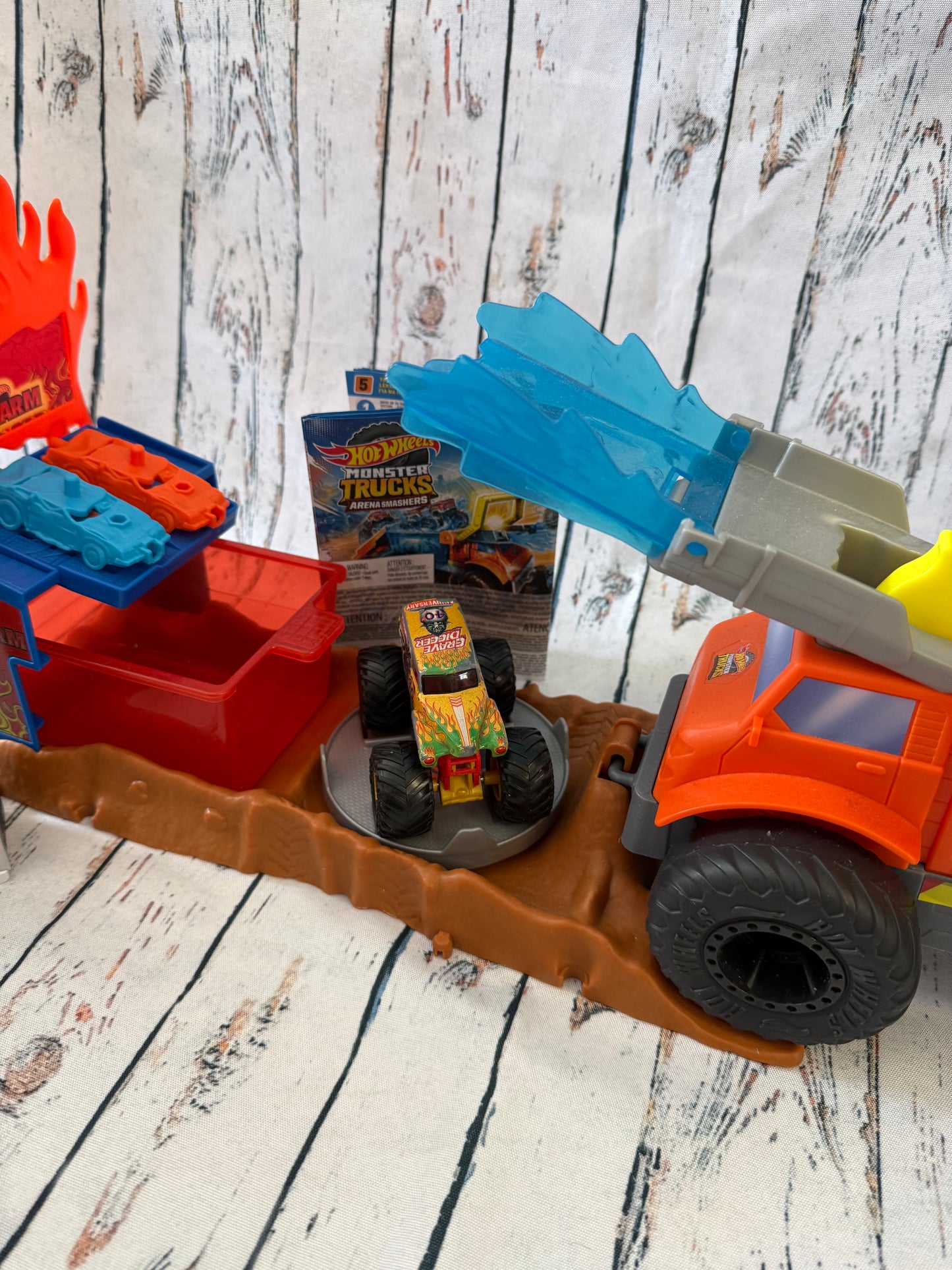 Hot Wheels nuotykių trasa 🔥🚛