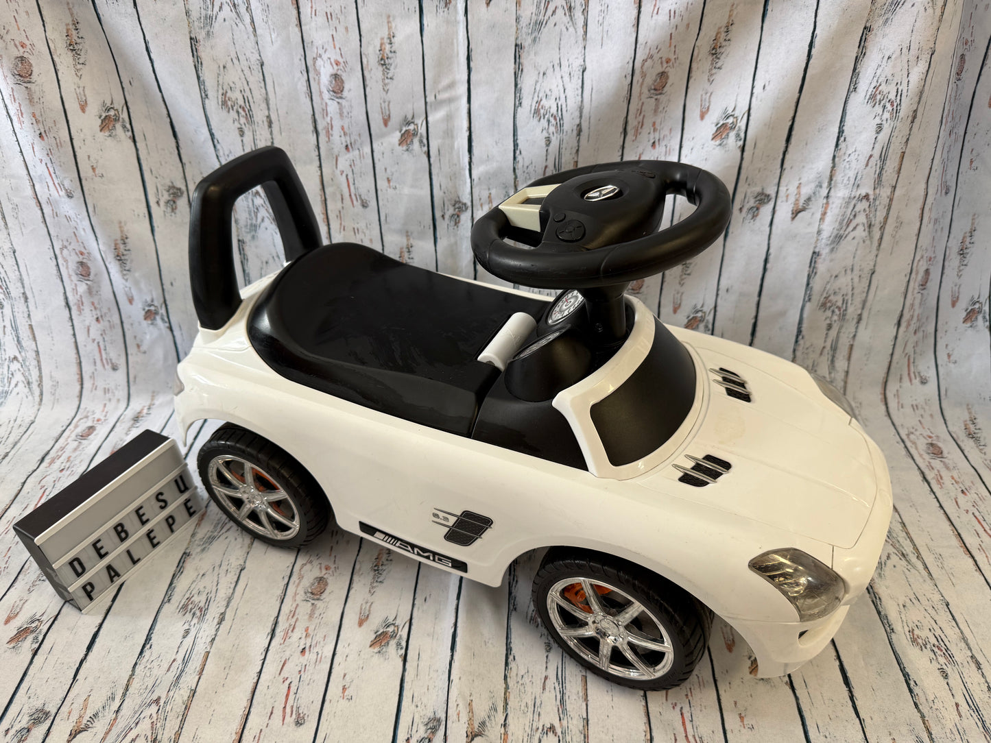 Mažojo vairuotojo automobilis 🚗🎶