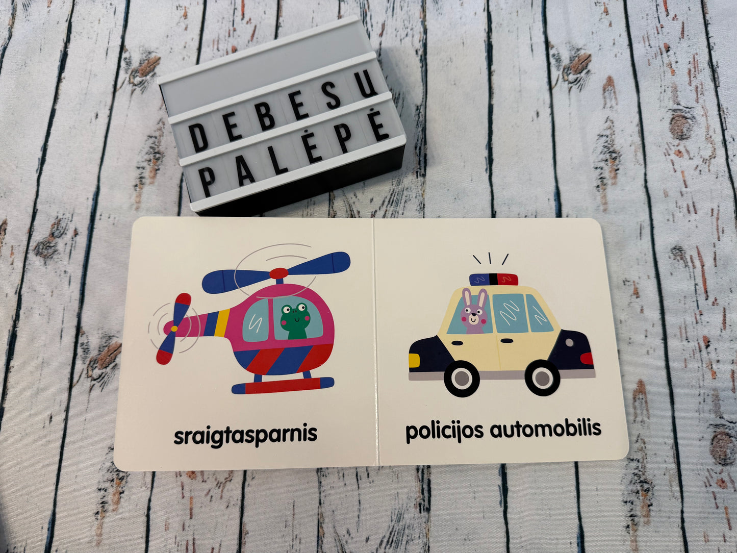 🚀📚 Mažylių transporto knygelė