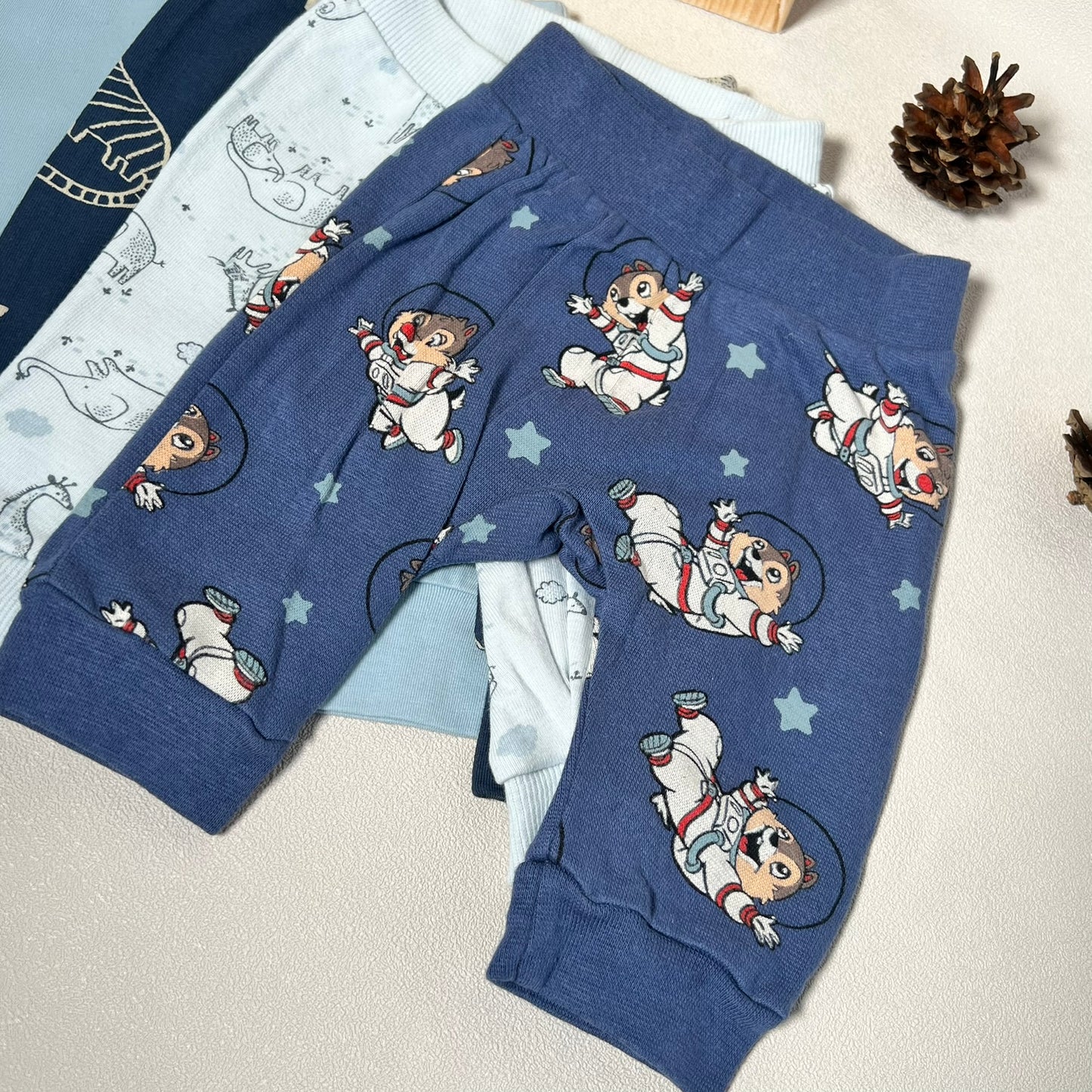 Kelnyčių komplektas, 4 vnt su kepurėlėmis 2 vnt