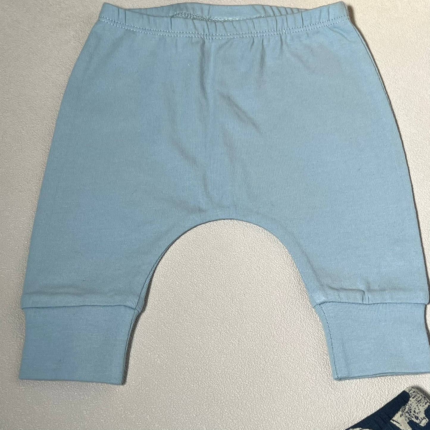 Kelnyčių komplektas, 4 vnt su kepurėlėmis 2 vnt