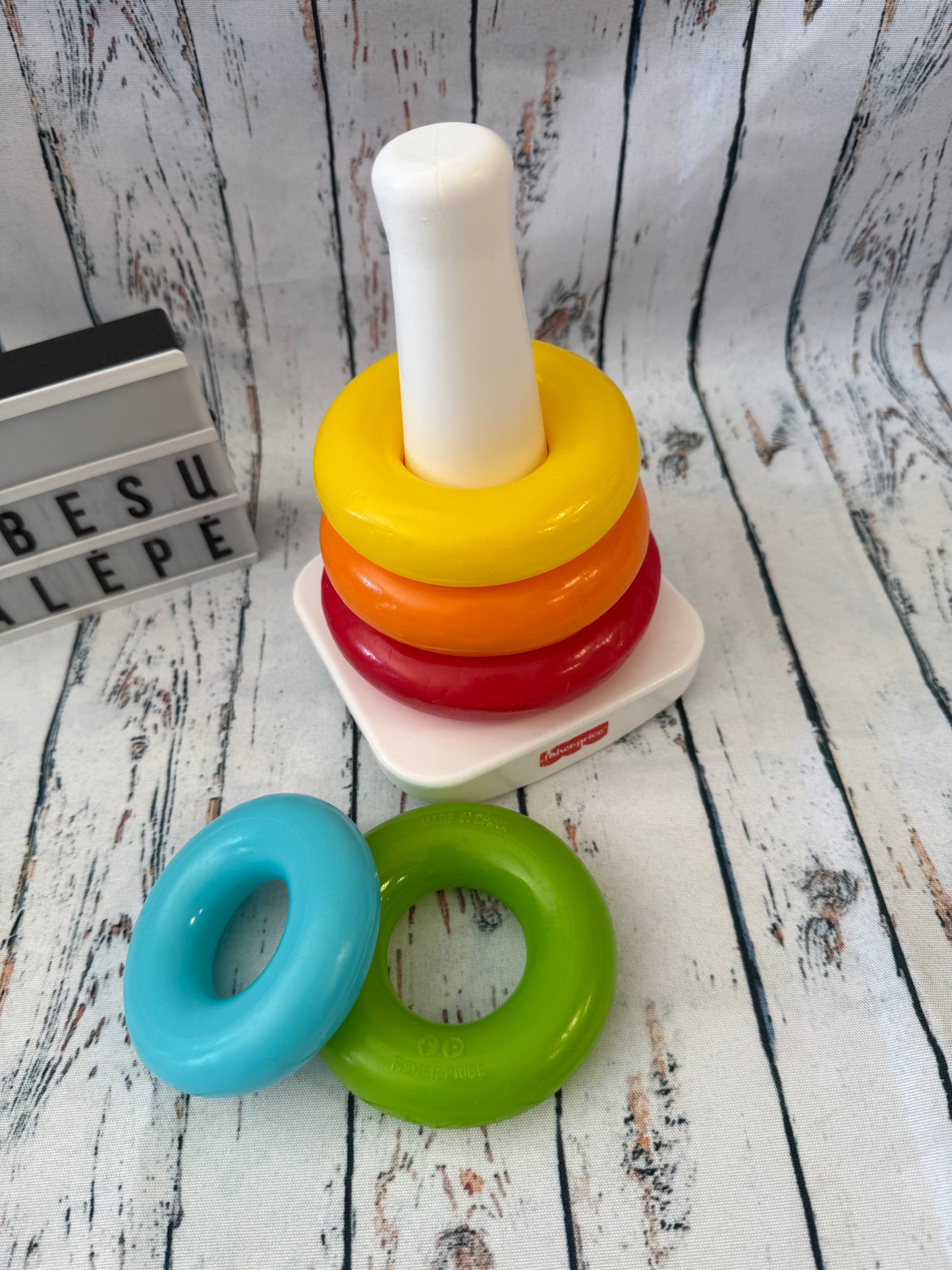 🌈🪀 Fisher Price žiedų bokštas mažyliams