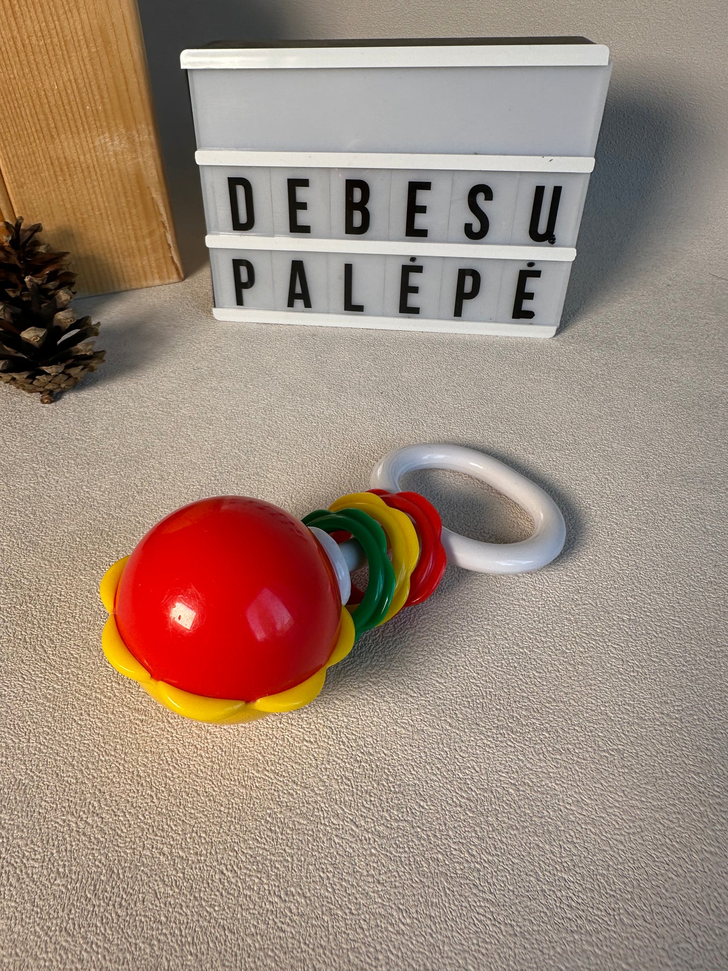 Kūdikių žaislų rinkinys (elniukas + barškutis) (nuo 6 mėn.)