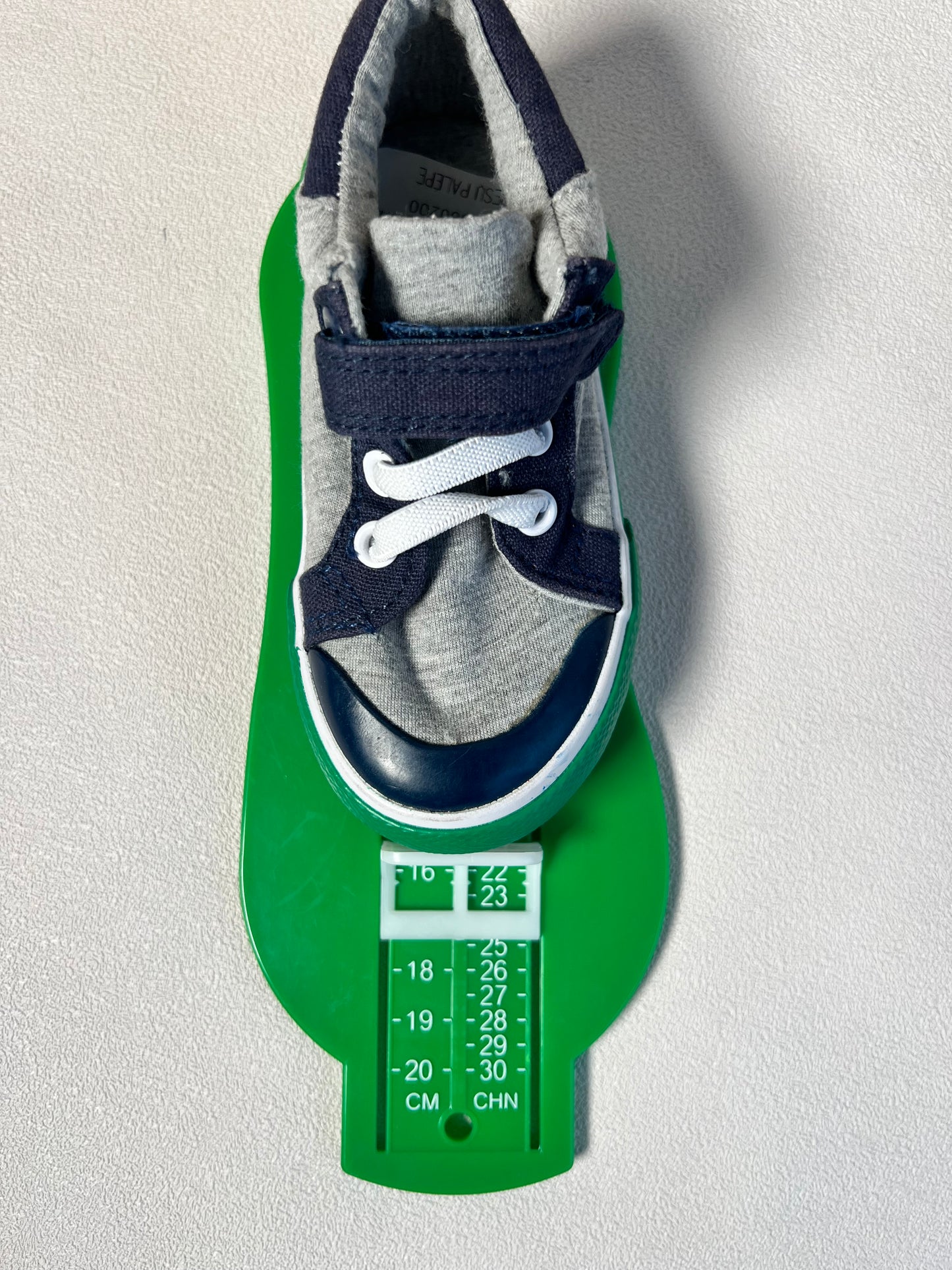 Laisvalaikio bateliai, Mothercare