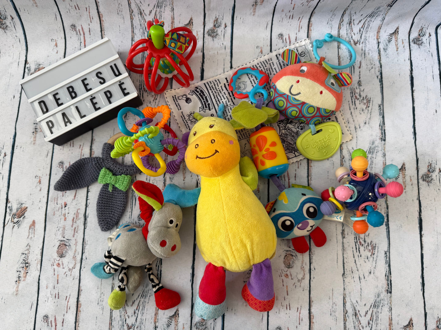🌈🧸 Mažylio sensorinių žaisliukų rinkinys