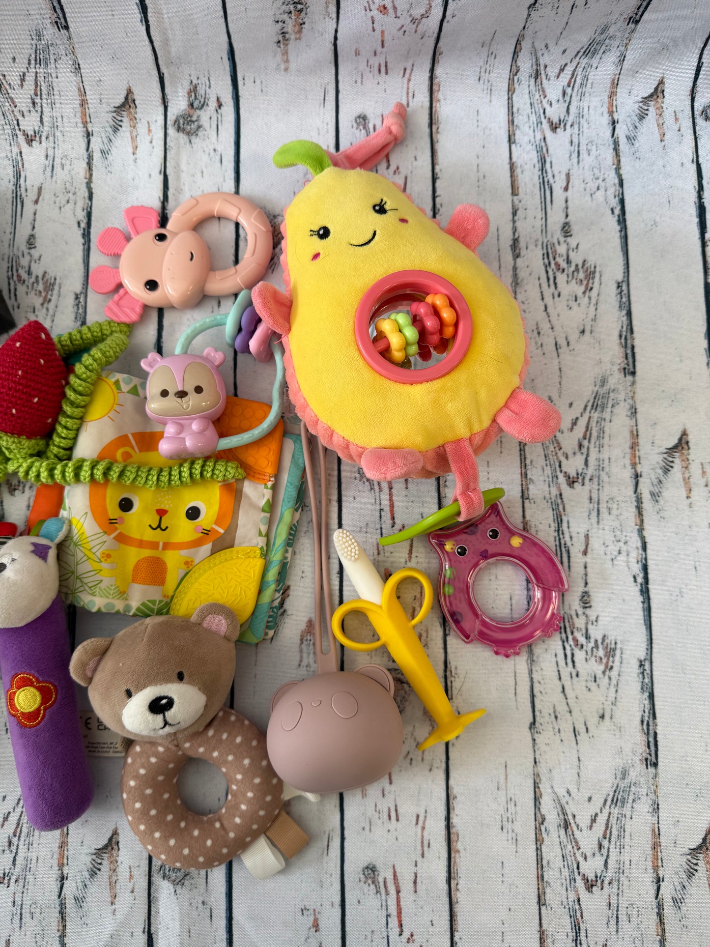 🎀🧸 Mažylio atradimų ir sensorinių žaisliukų rinkinys