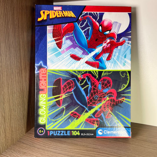 Dėlionė žmogus voras, Trefl