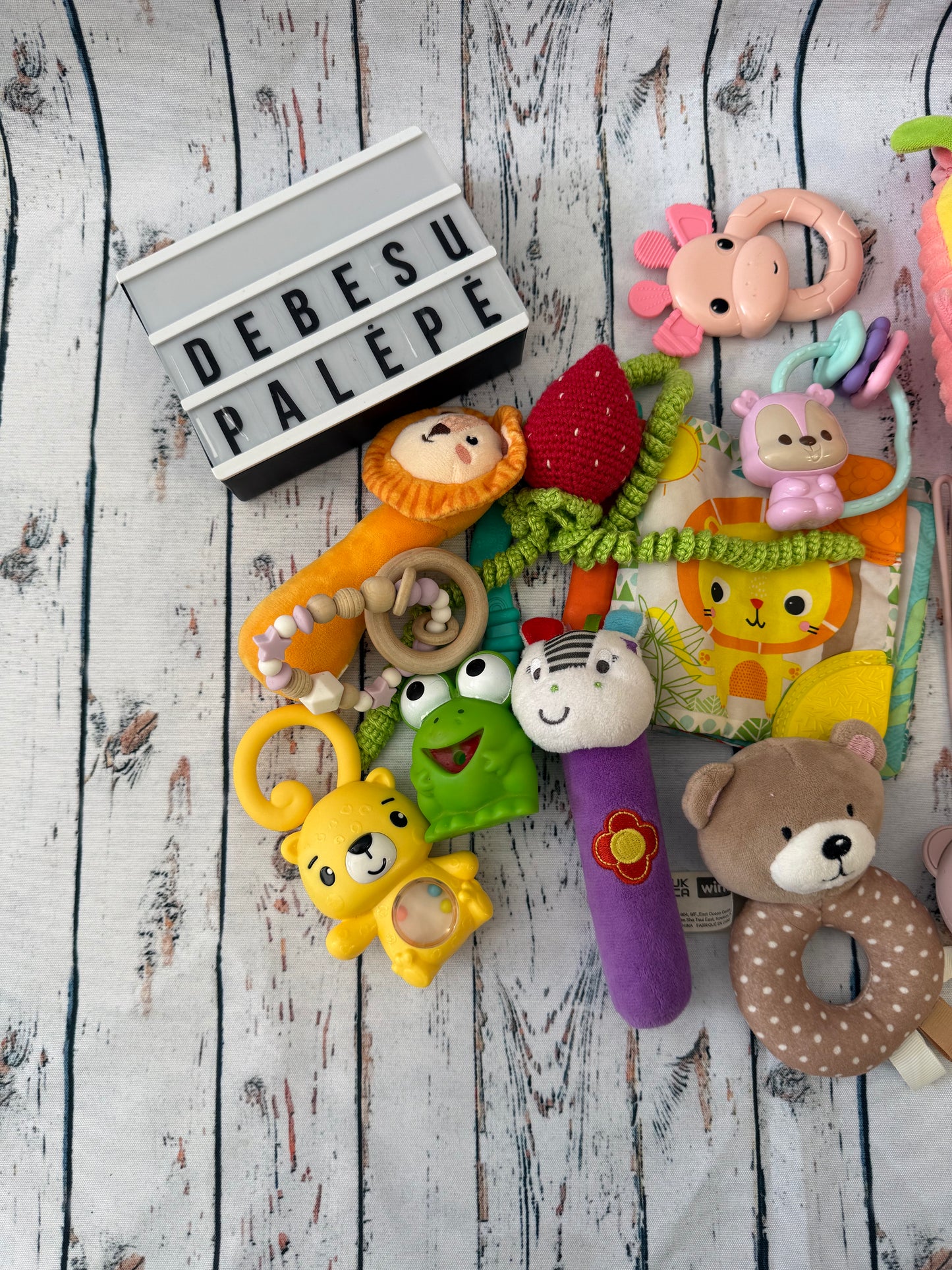 🎀🧸 Mažylio atradimų ir sensorinių žaisliukų rinkinys