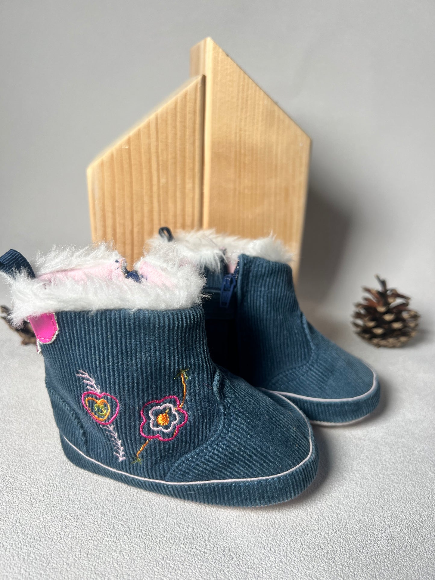 Aulinukai minkšti, Primark essentials