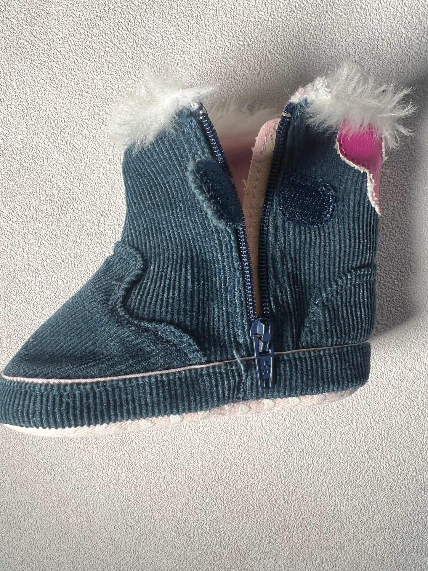 Aulinukai minkšti, Primark essentials