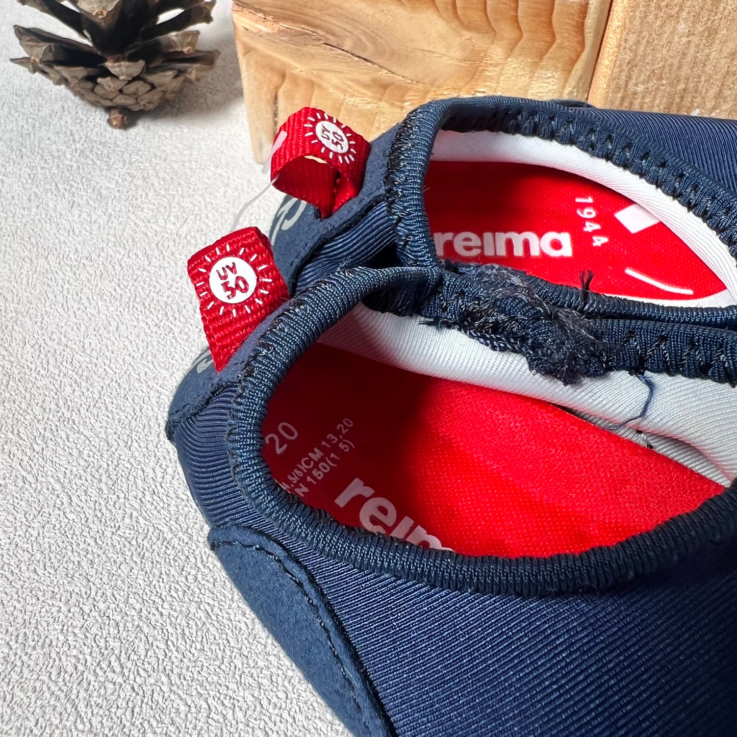 Maudymosi šlepetės, batukai, Reima