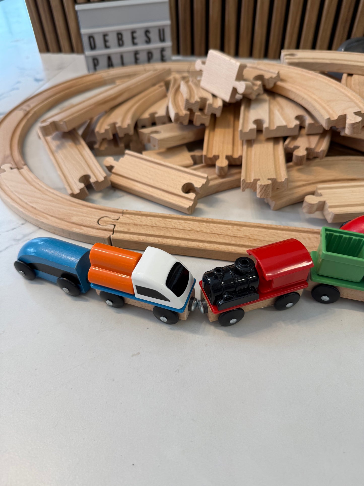 🚂 IKEA Medinė traukinukų trasa su lokomotyvu 🌲