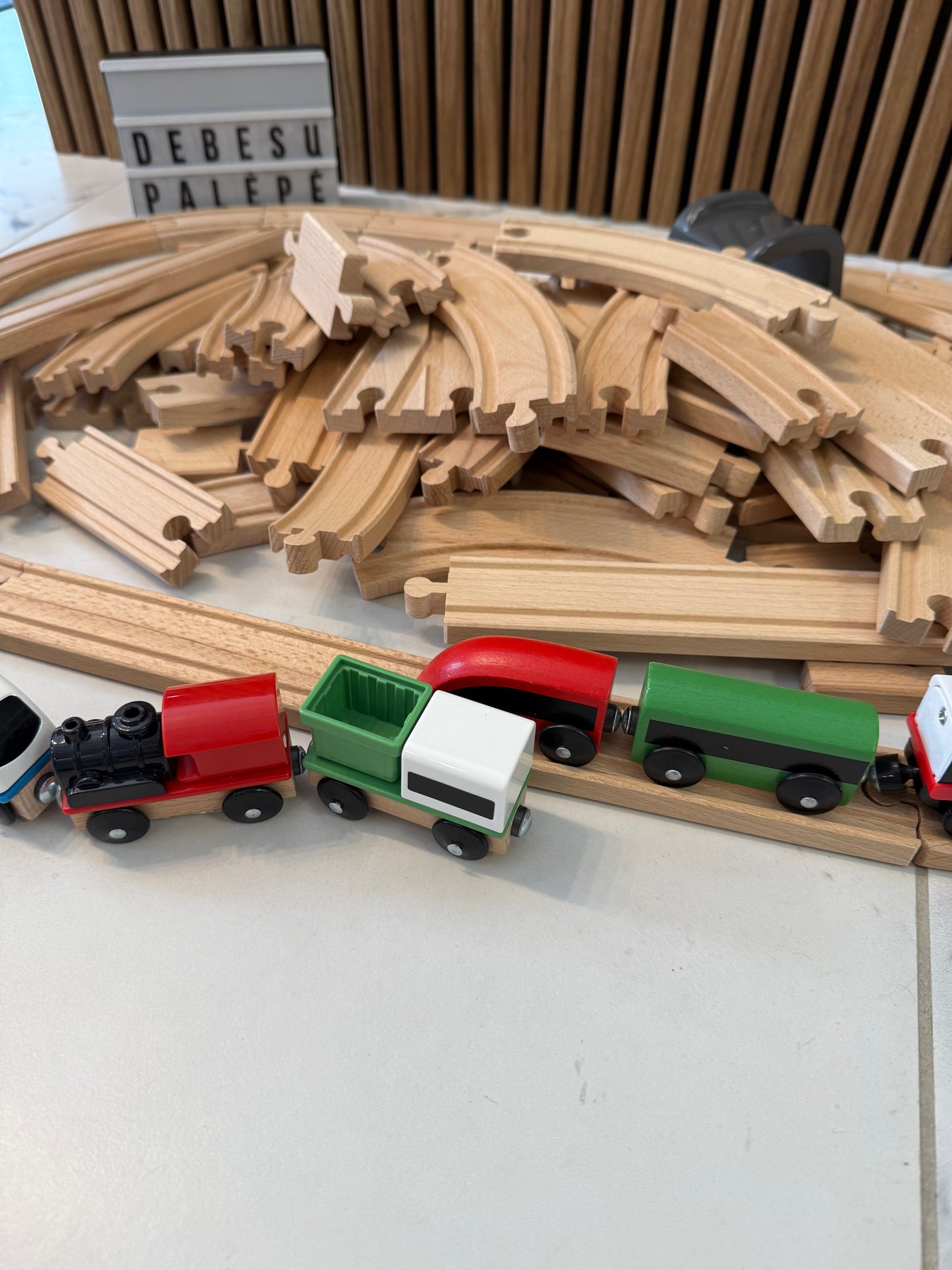 🚂 IKEA Medinė traukinukų trasa su lokomotyvu 🌲