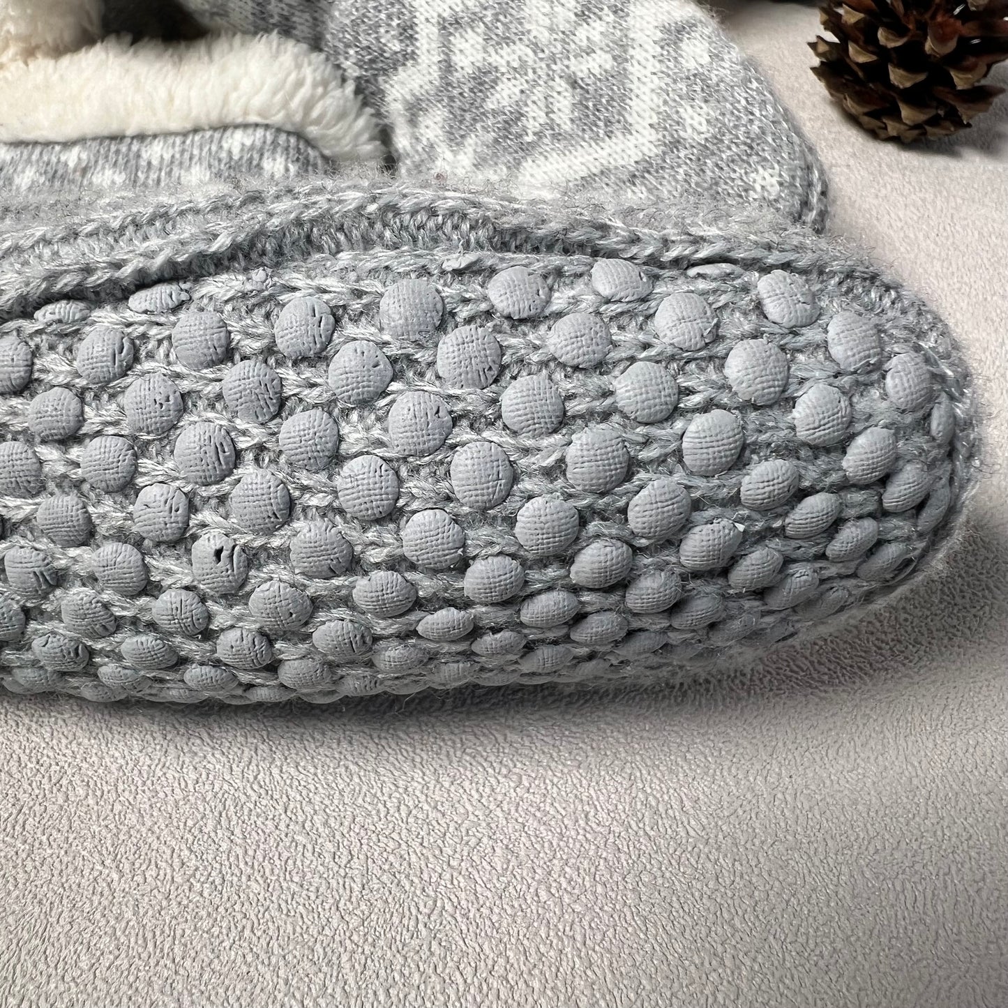 Šlepetės su lipdukais