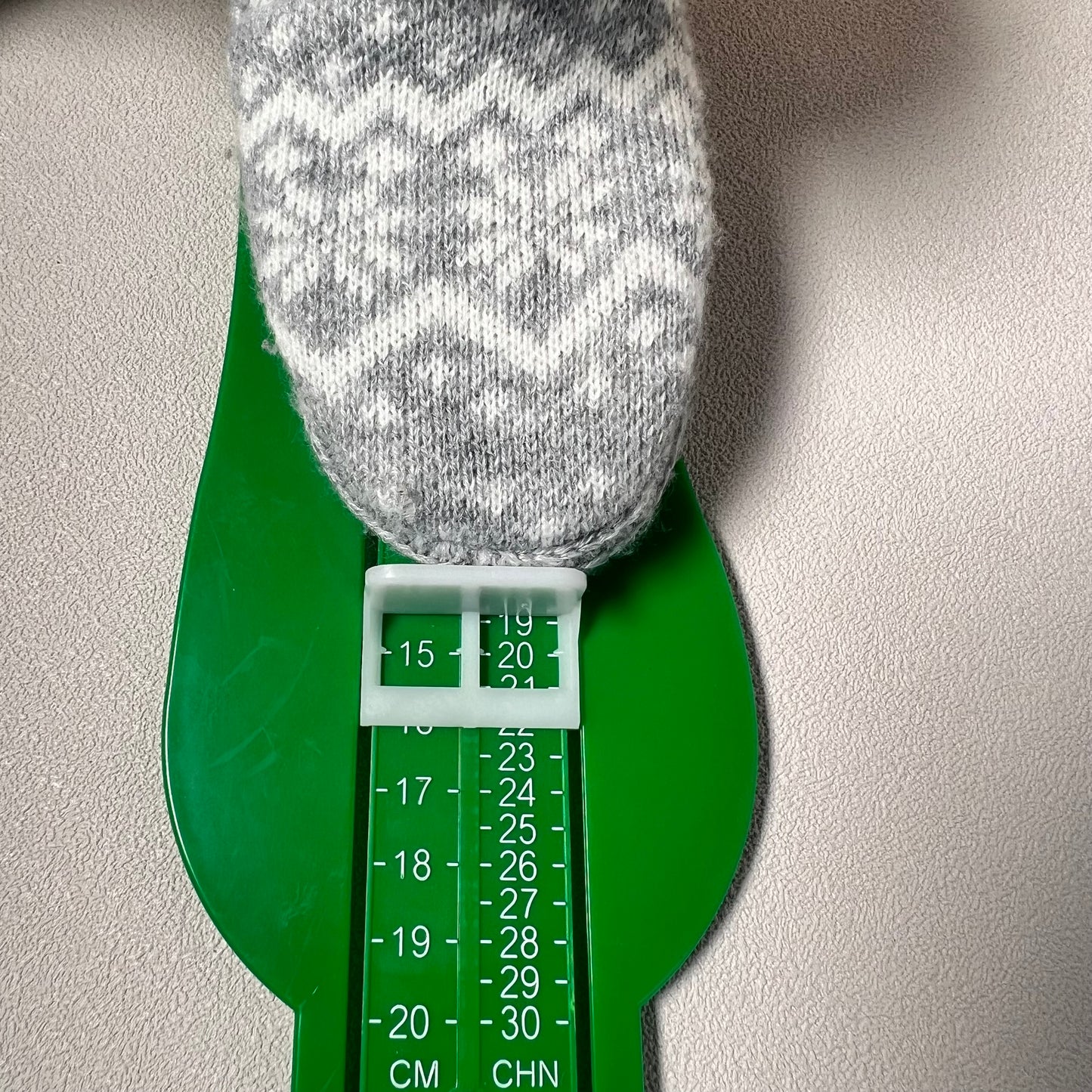 Šlepetės su lipdukais