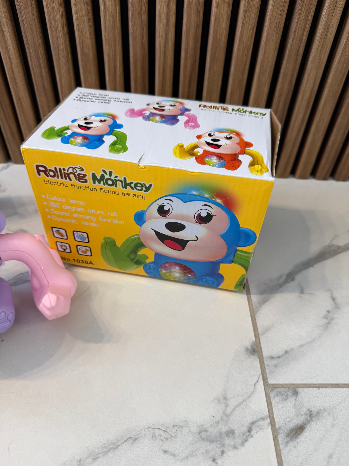🐵🎵 Šokanti ir grojanti beždžionėlė