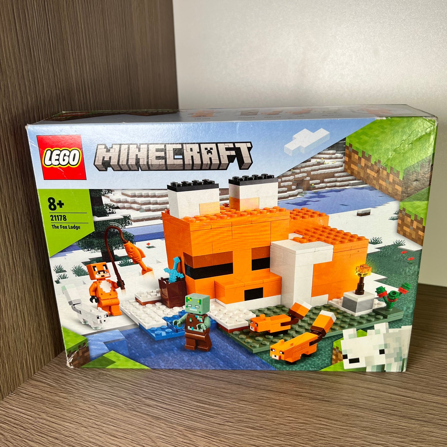 LEGO Minecraft The Fox Lodge (21178)