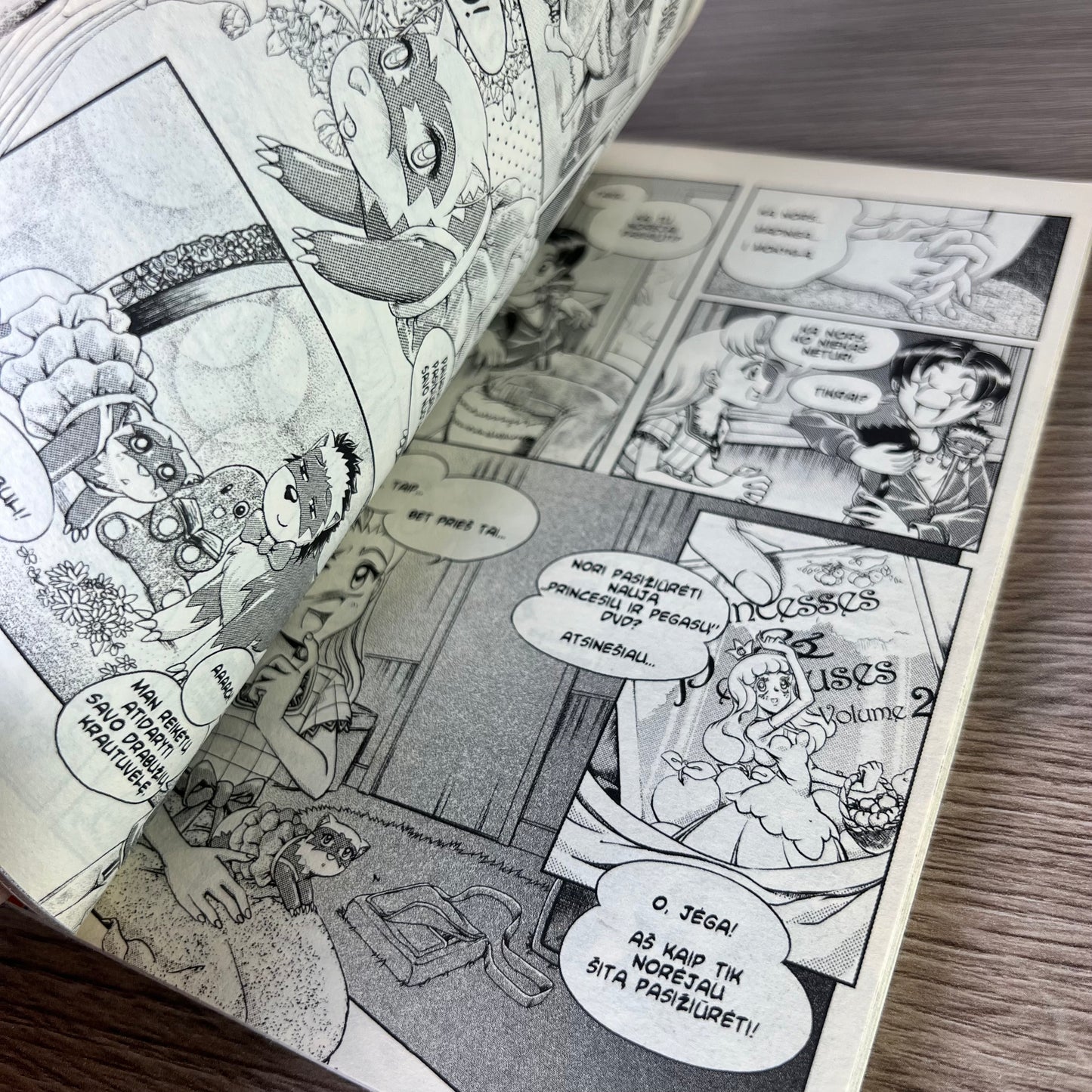 Manga komiksų knyga Persikė, II dalis