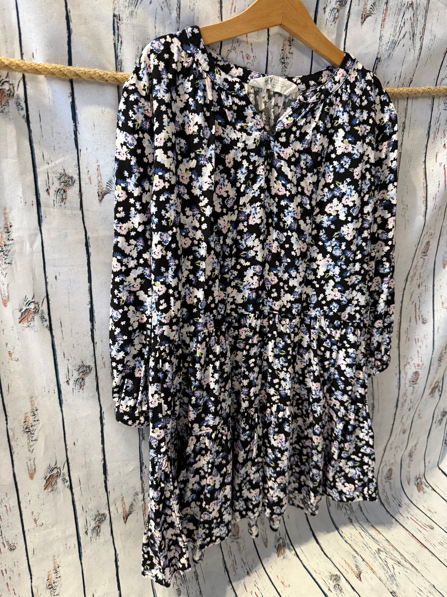 Suknelė H&M