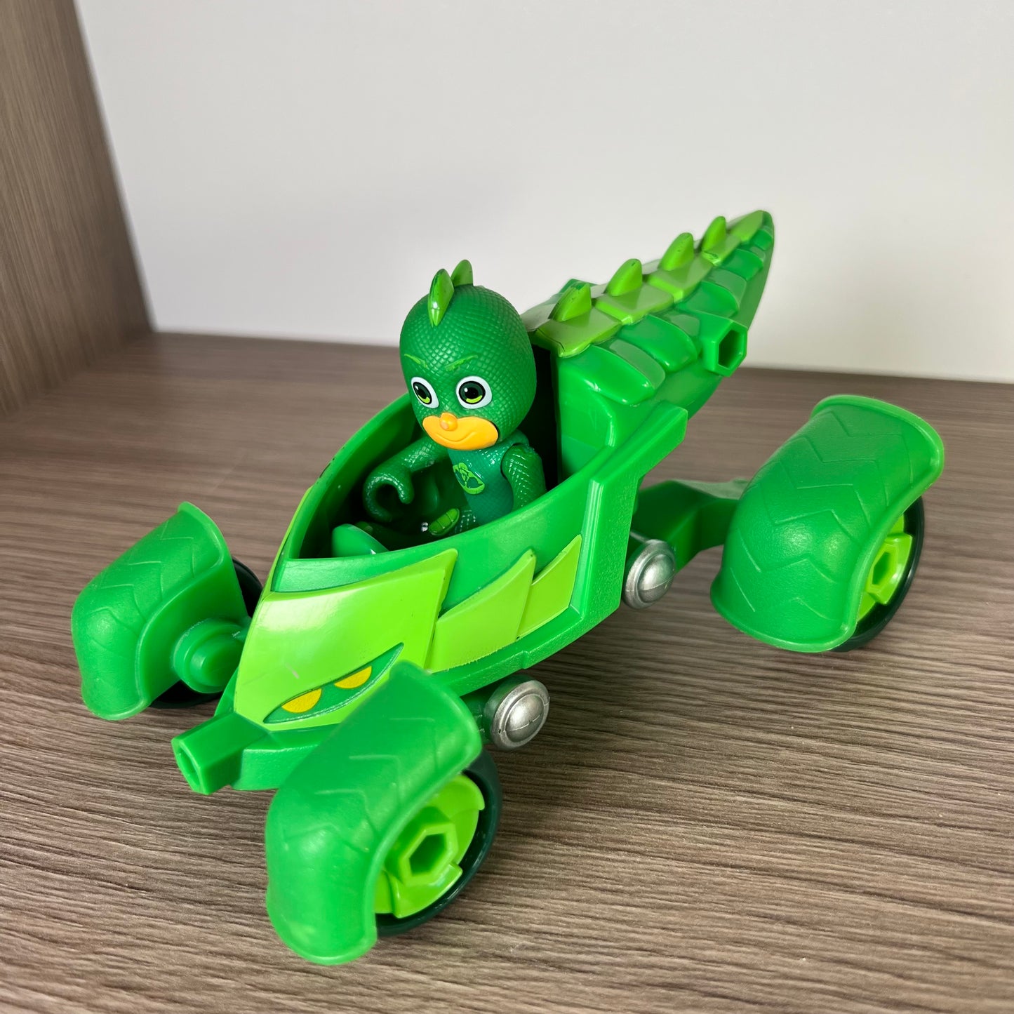 Mašinėlė PJ masks su herojumi, Gekko