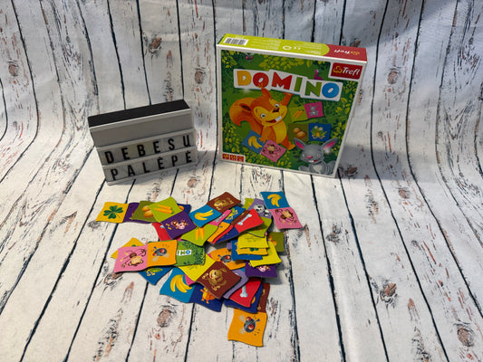 🦁🎲 Trefl Domino – spalvingas vaikiškas žaidimas