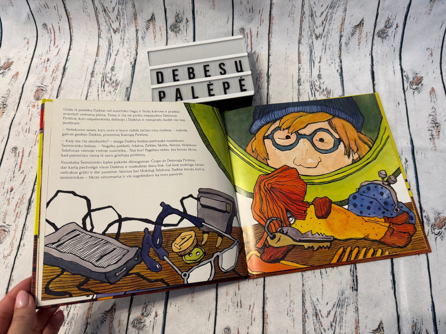 🧤📖  Knyga išdidžiosios pirštinės