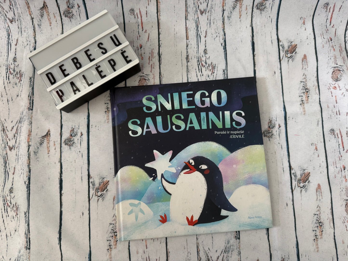 🐧❄️ Knyga Sniego sausainis