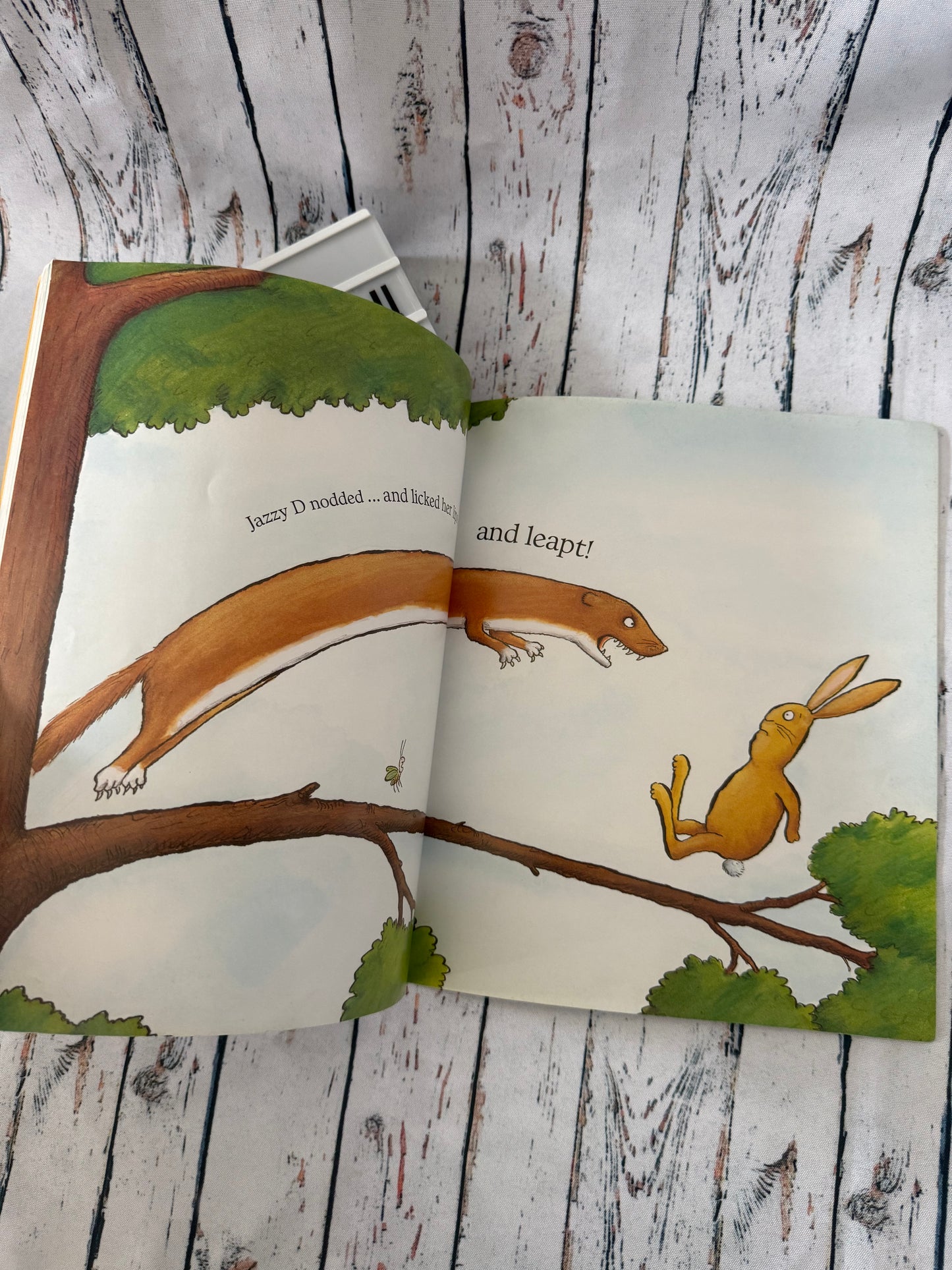 🐰📖 Angliška vaikiška knyga You're a Hero, Daley B!
