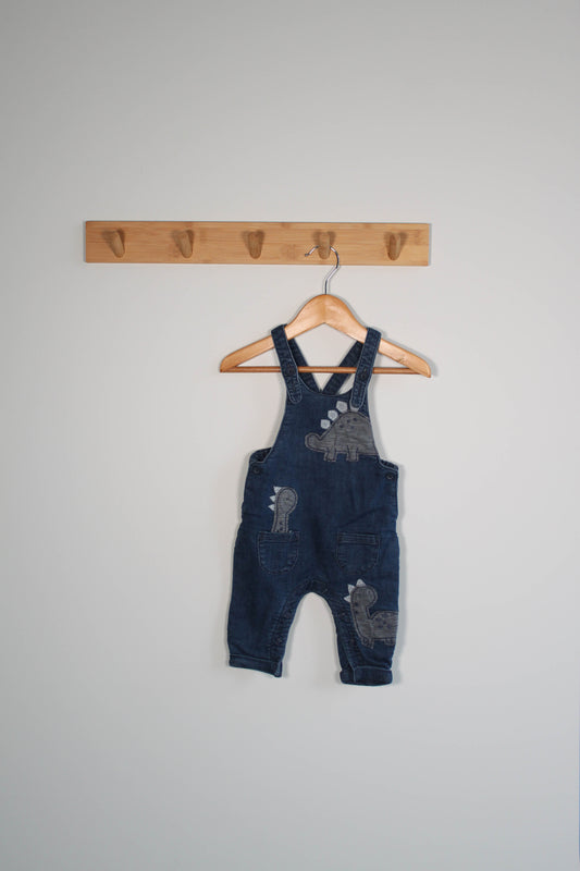 Kelnės su petnešomis, Next