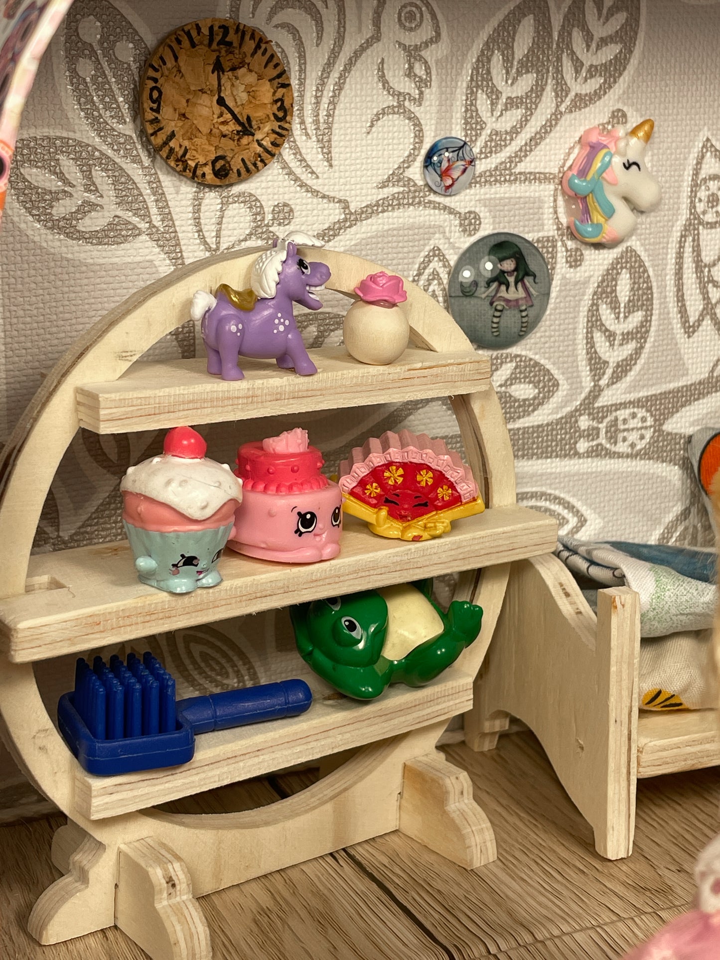 Lagaminėlis su lėlyte