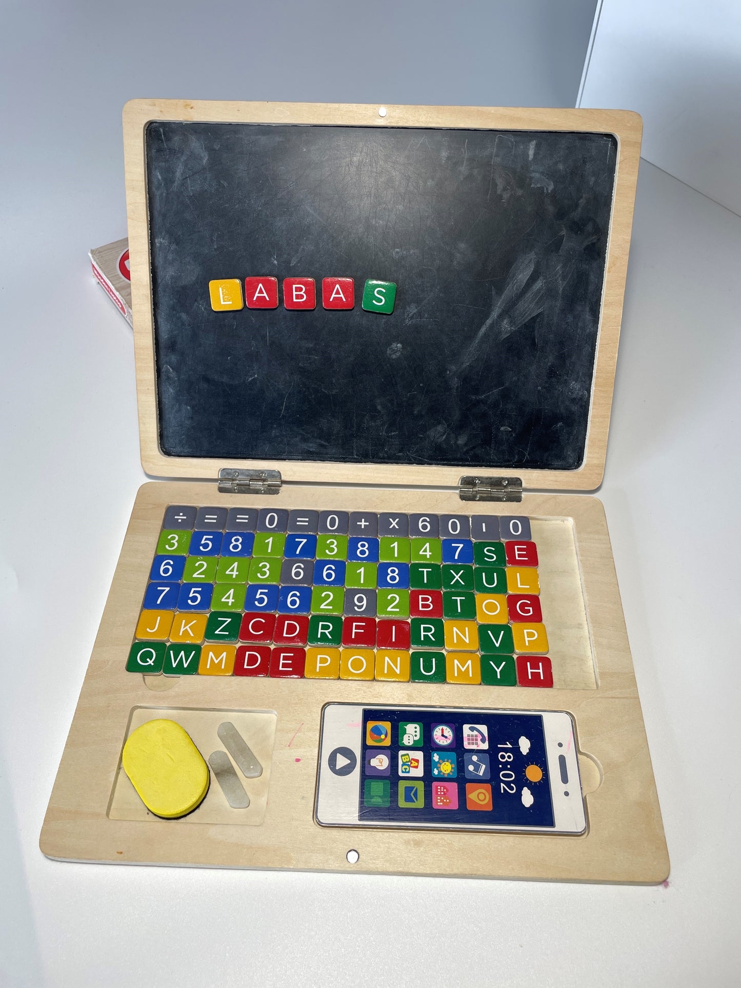 Playtive medinis nešiojamasis kompiuteris